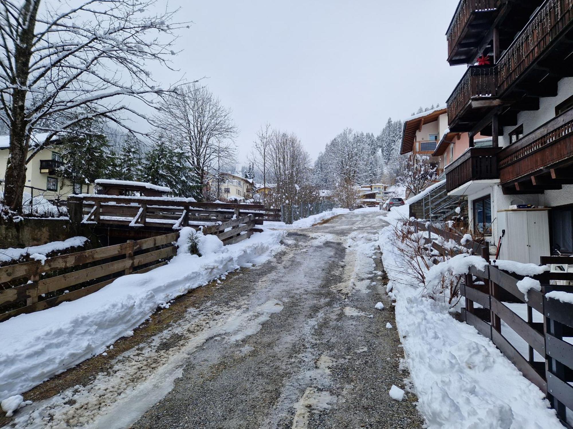 Apartment Peacock - Steinbock Lodges Zell am See Exterior foto